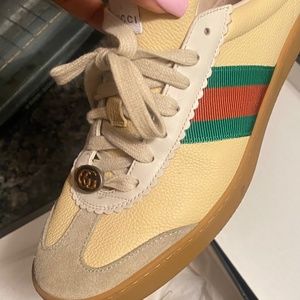 Gucci tennis shoe
